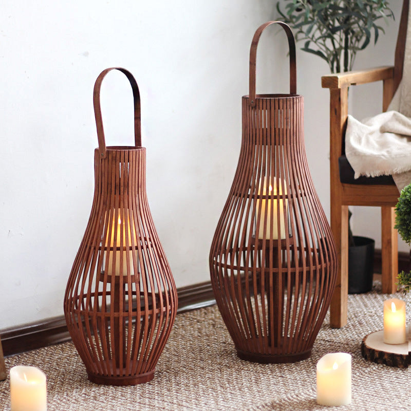 Elegante Rattan-Laterne Karnz