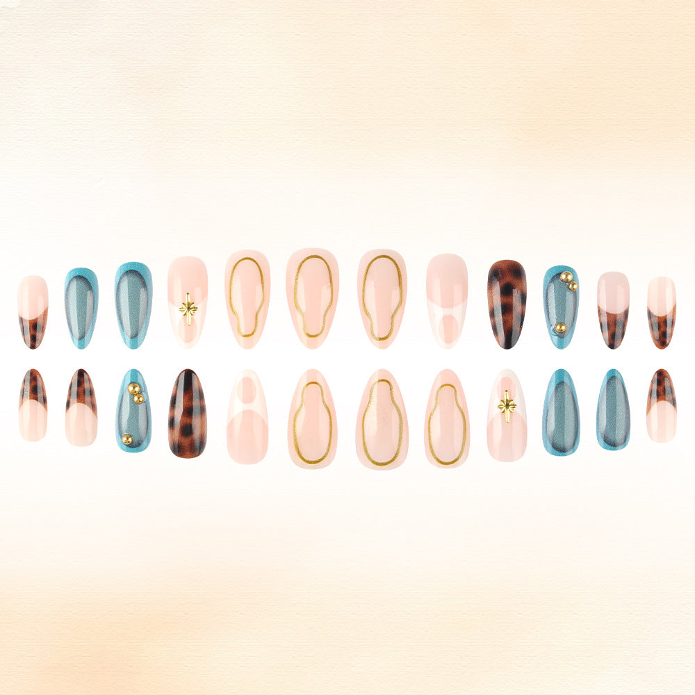 Eleganter Gel Press-On Nagel Set Karnz