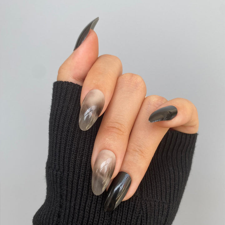 Künstlerisches Stiletto Press-On Nägel Set mit Ombre Design Karnz