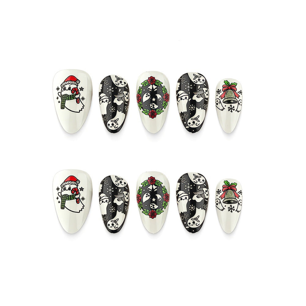 Kunstnägel mit Weihnachtlichem Design Karnz