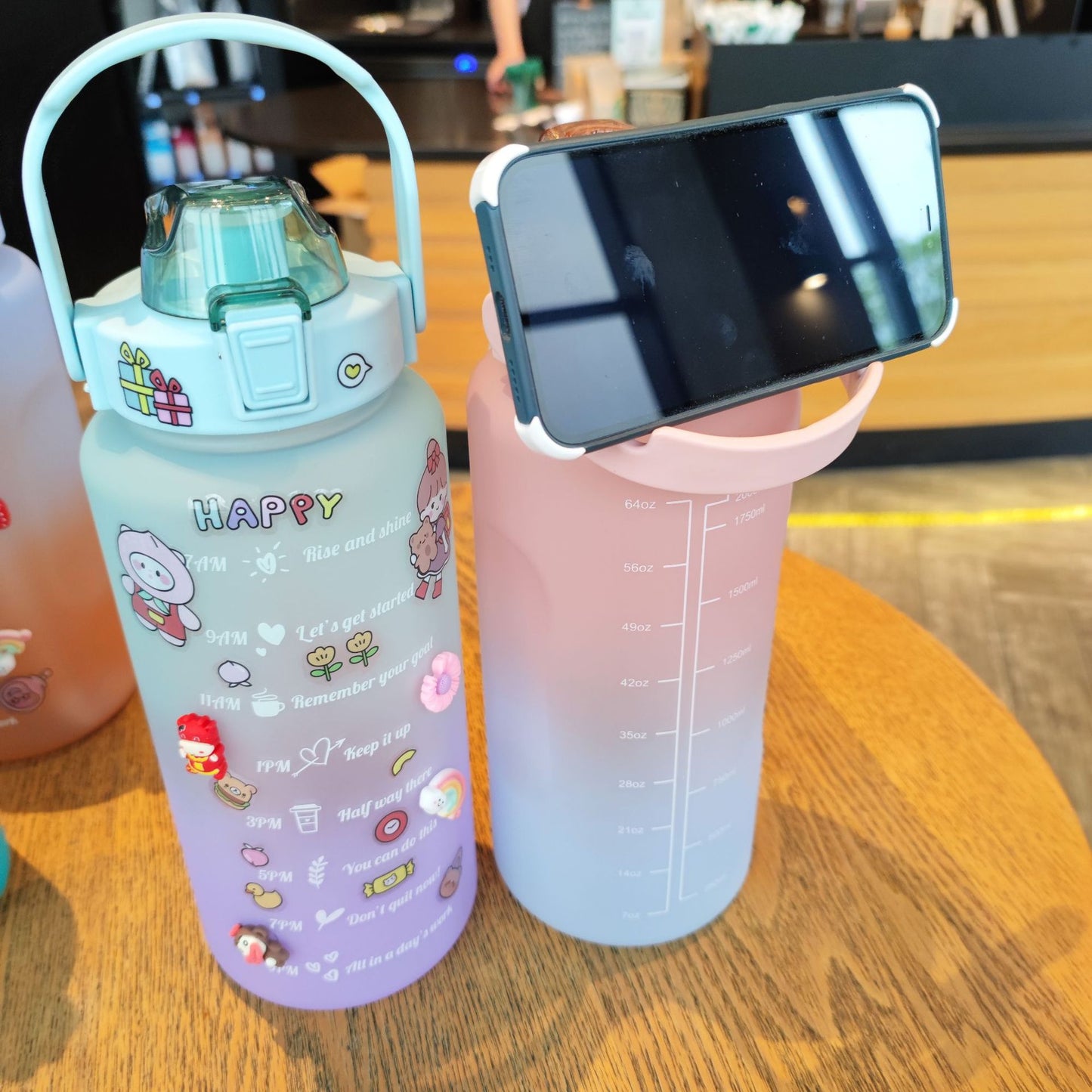 Damen Motivierende Trinkflasche mit interaktivem Sticker-Set Karnz