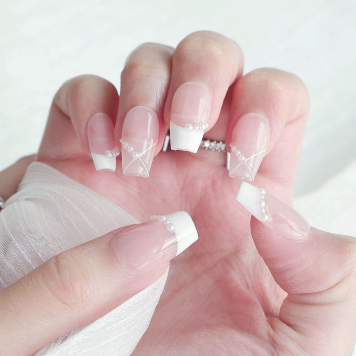 Schmetterlings-verzierte Press-On Nagelset