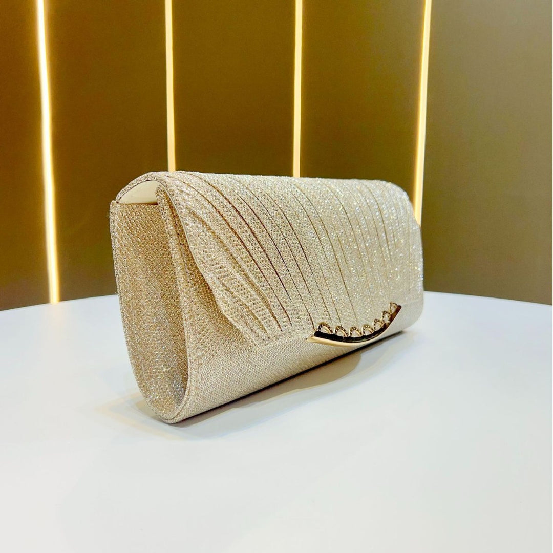 Texturierte Abend-Clutch