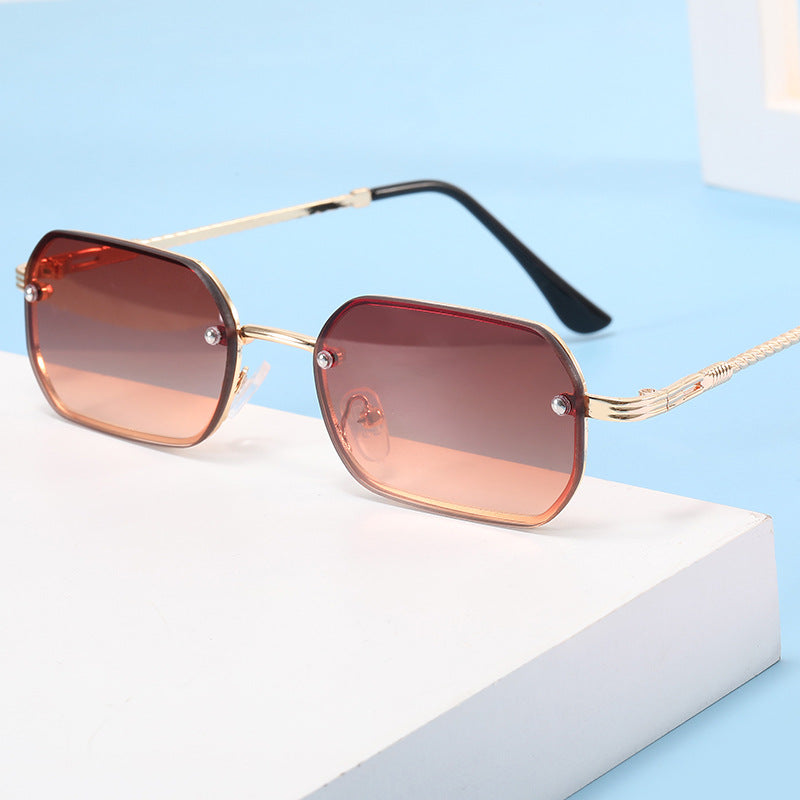 Damen modische Achtkant-Sonnenbrille mit luxuriösen Metallrahmen Karnz