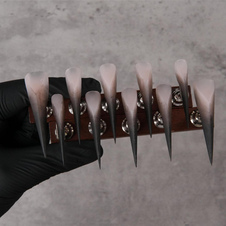 Scharfe Stiletto Nagelverzierungen