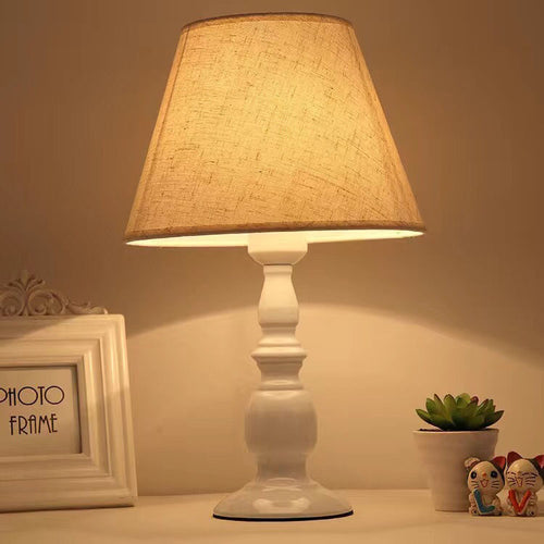 Elegante Tischlampe
