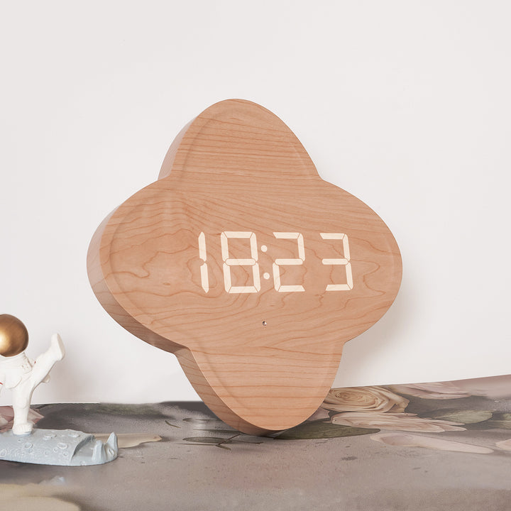 Designer Tischuhr Karnz