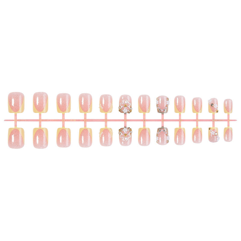 Elegantes florales Press-On-Nagelkunstset Karnz