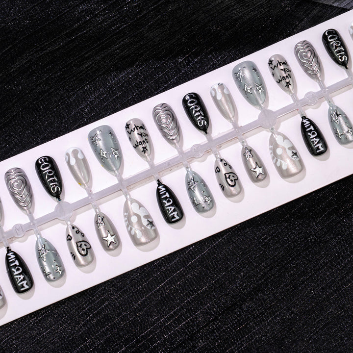 Künstlerisch gemusterter Press-On Nagelset