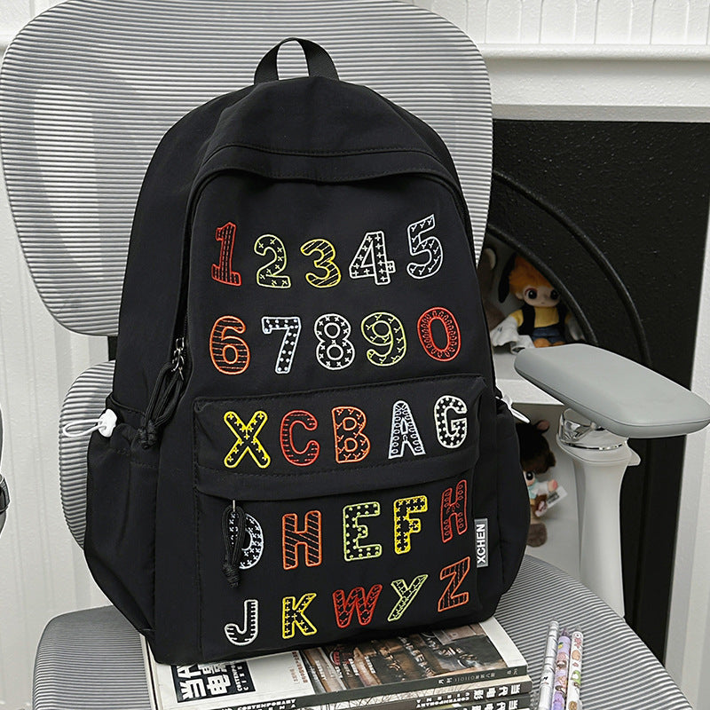 Verspielter Alphabet Bestickter Rucksack