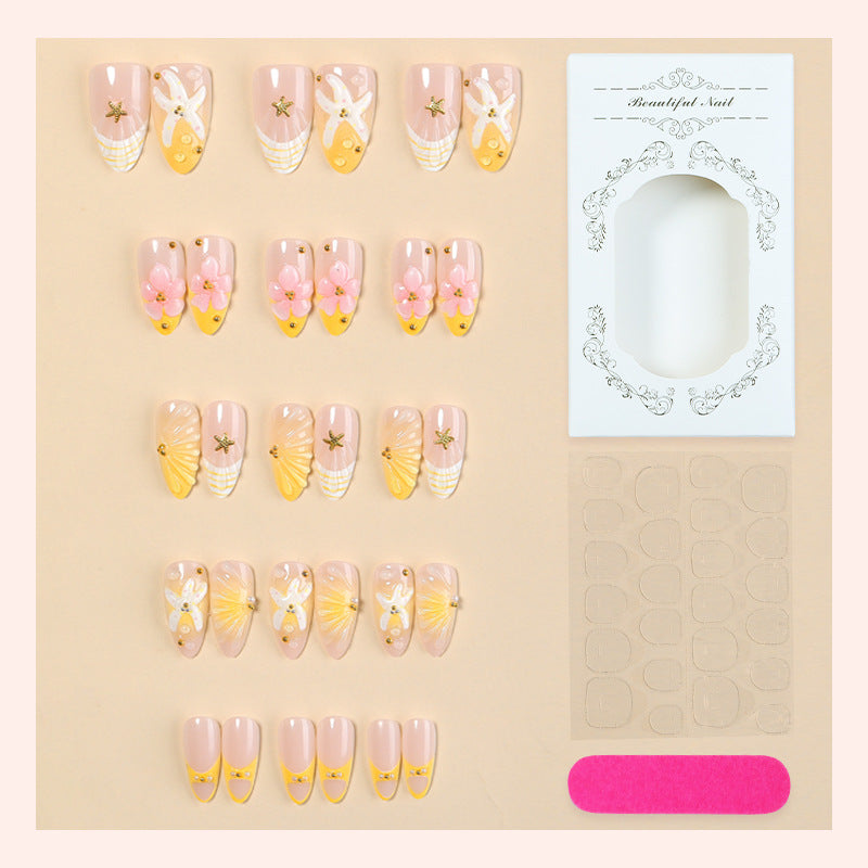 Künstlerisches Press-on-Nagelset mit floralen und dekorativen Designs Karnz
