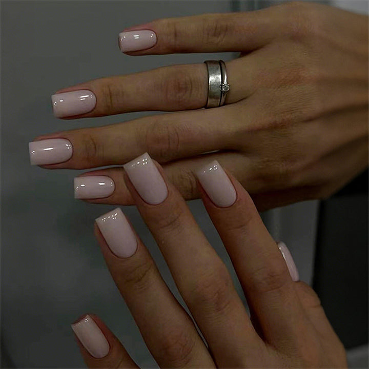 Premium Fake Nail Set für eleganten natürlichen Finish Karnz