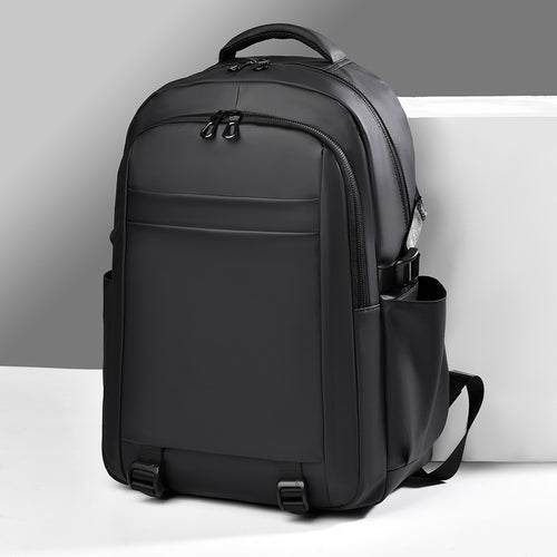 Vielseitiger technikverbesserter Rucksack Karnz