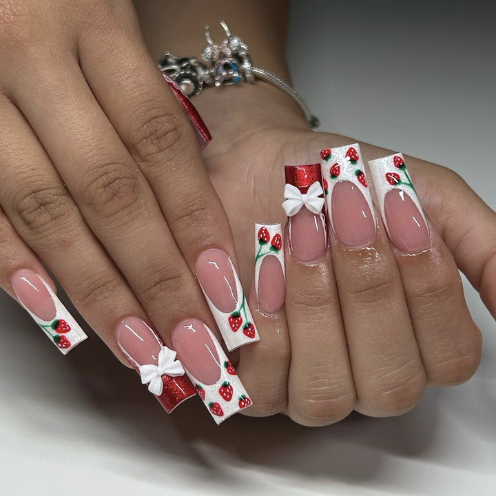 Erdbeer Bow-Akzent Acryl Nagelkunst Erweiterungen Karnz