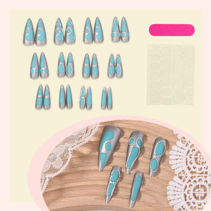 Kunstnagelset mit modernen geometrischen Designs Karnz