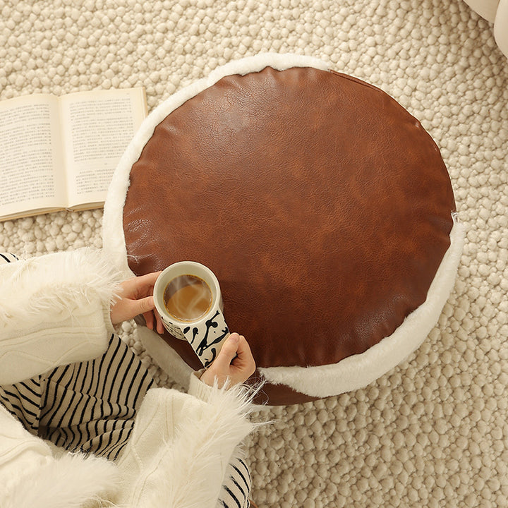 Runder gepolsterter Sitzpouf als Bodenhocker mit Vintage-Lederoptik und Teddy‑Fleece‑Einsätzen Karnz