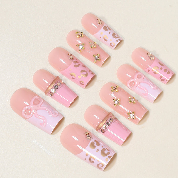 Dekorative Lange Stiletto Nail Art Tipps Karnz