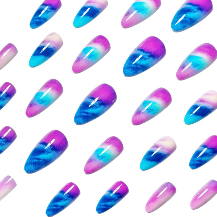 Kreative Kunstnägel Im Modernen Ombre-Design Karnz