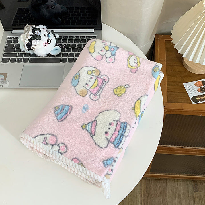 Kuscheldecke mit Verspieltem Tiermotiv Karnz