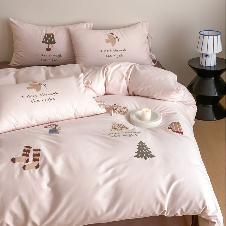 Verspieltes Baumwollsatin-Bettwäsche-Set mit illustrativem Print, Wendefunktion und Hotelverschluss