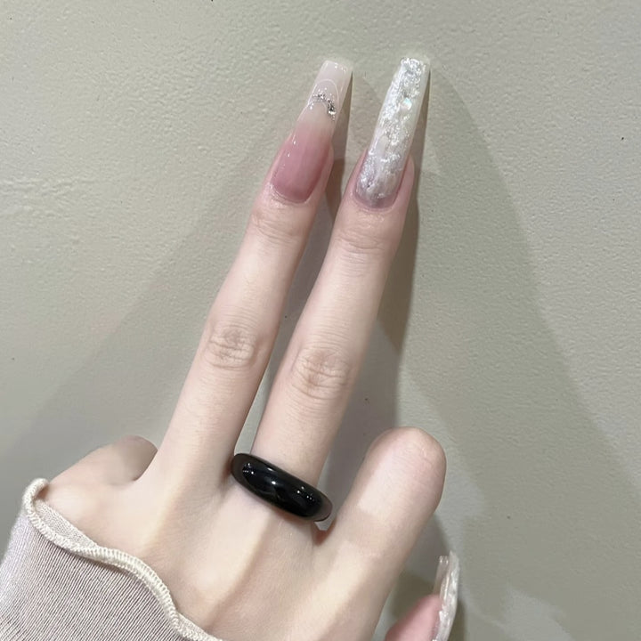 Einzigartige lange Stiletto-Nagelkunstverlängerungen