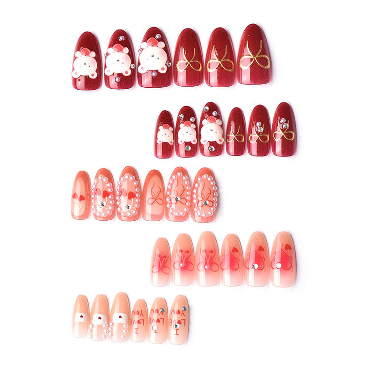 Kreatives Kunstnagelset mit verspielten Motiven Karnz