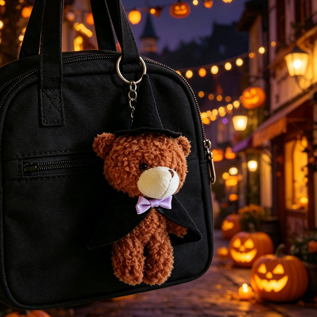 Kuscheliger Halloween-Teddybär Schlüsselanhänger