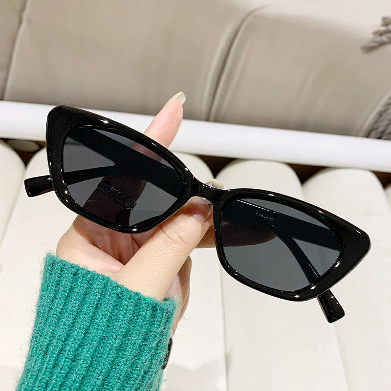 Damen Cat-Eye Sonnenbrille mit hochwertigem, geometrischem Rahmen Karnz
