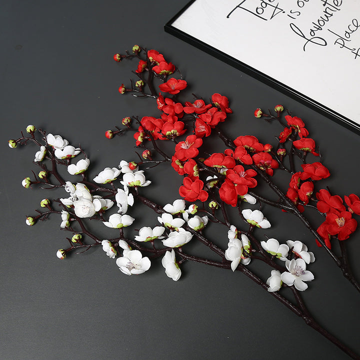 Dekorative Blumen für die Innendekoration