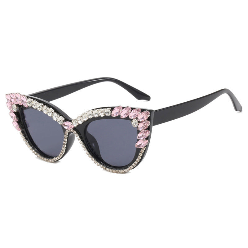 Damen Glamouröse Cat-Eye Sonnenbrille mit extravagantem Crystal-Verzierung Karnz