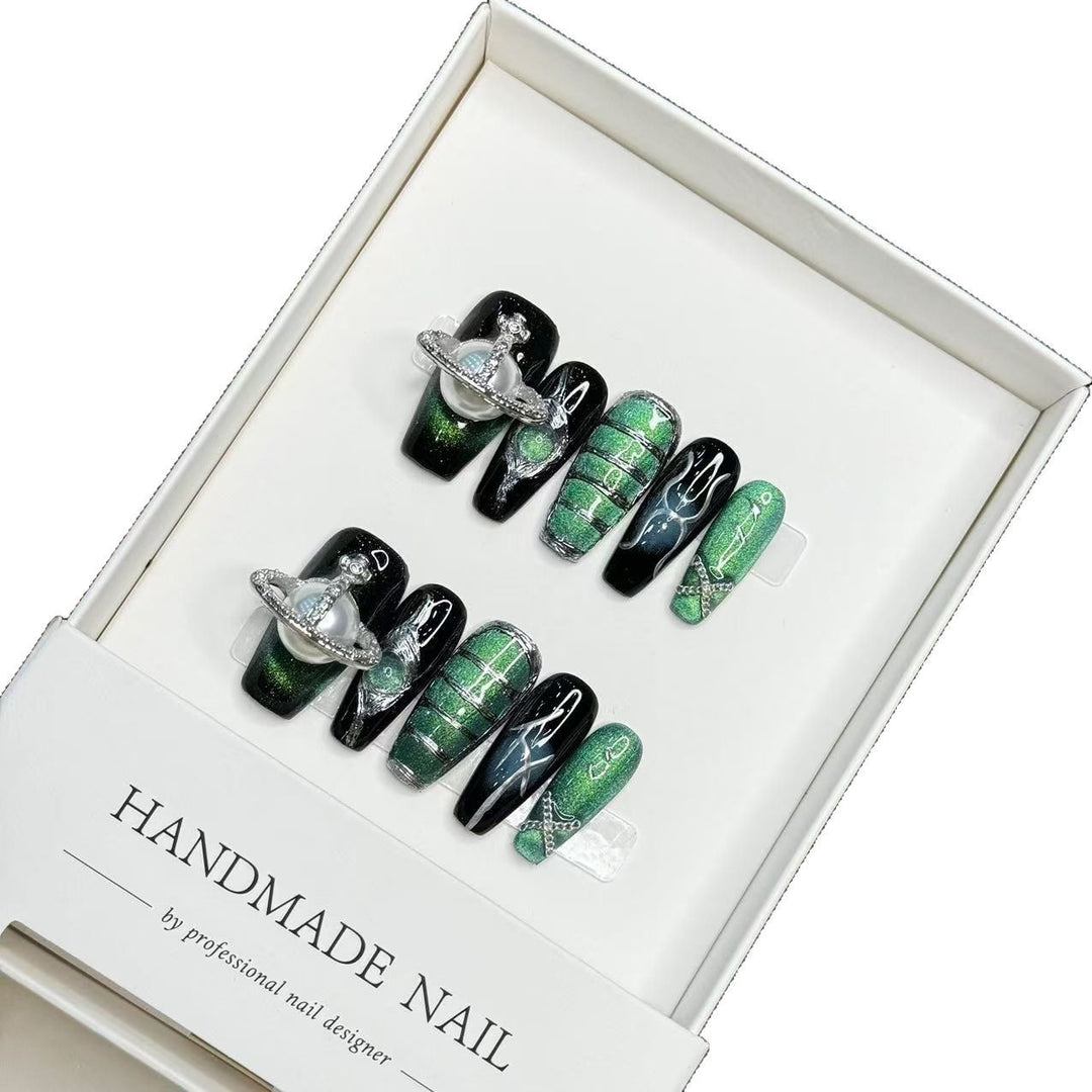 Künstlerisches Alien-Themen Press-On Nagelset