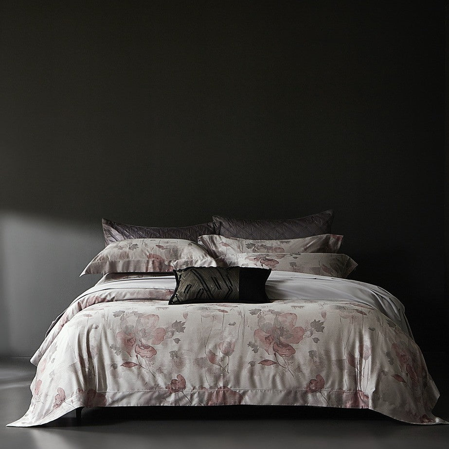 Premium Baumwollsatin-Bettwäschegarnitur mit Aquarell-Blumenprint und feiner Satinbiese