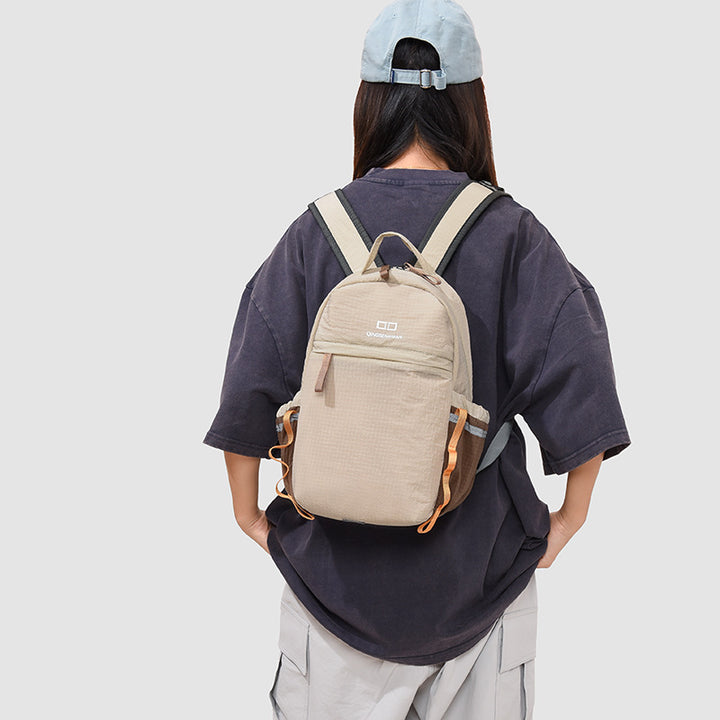 Leichter Multi-Taschen Rucksack Karnz