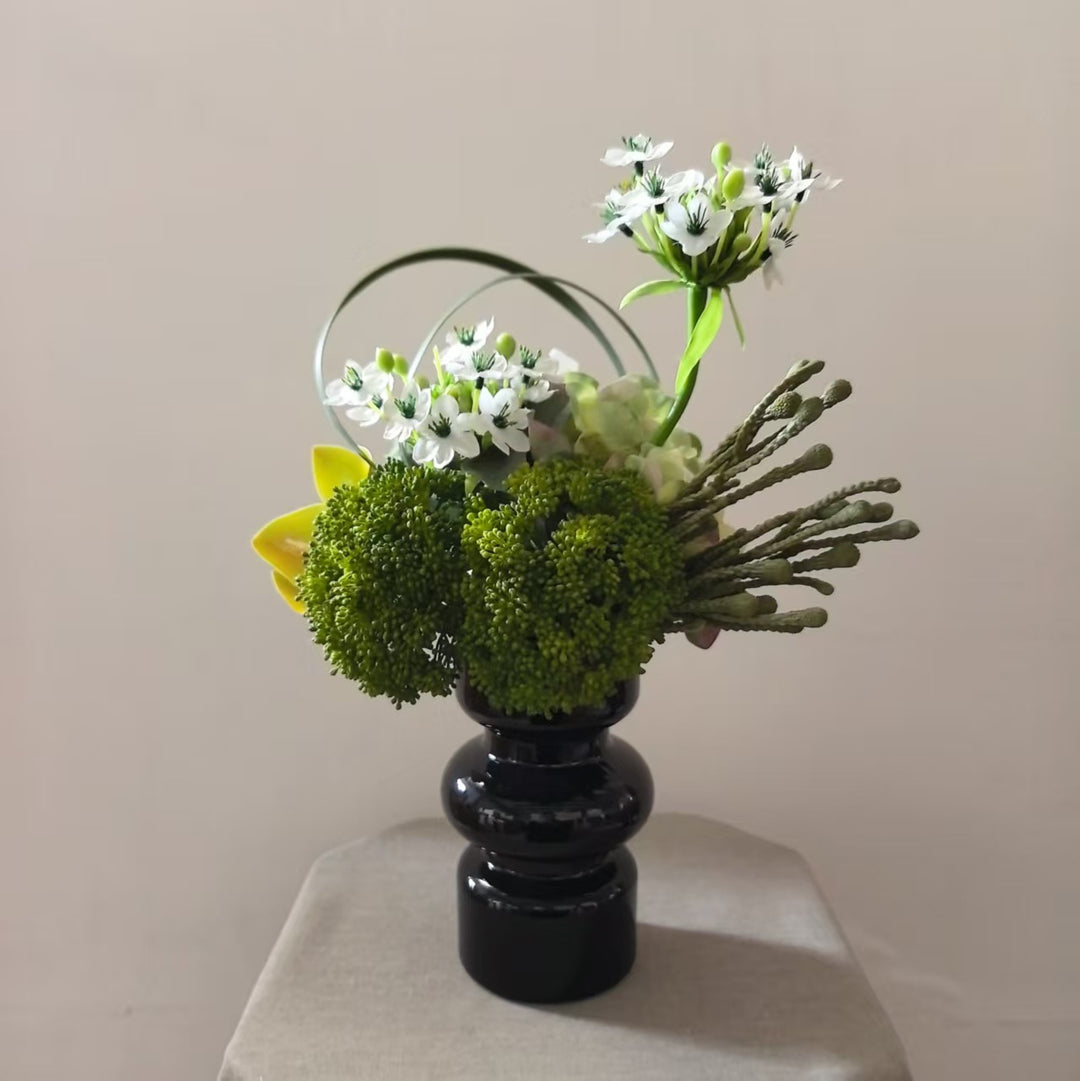 Elegante Blütenanordnung