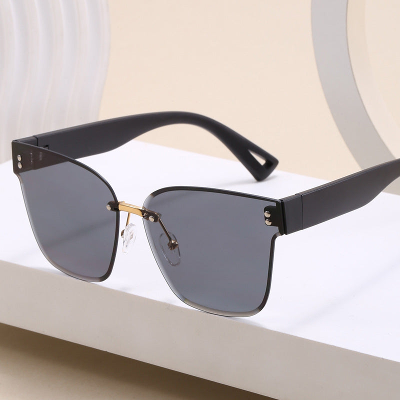 Damen stylische Sonnenbrille mit elegantem Schilddesign Karnz