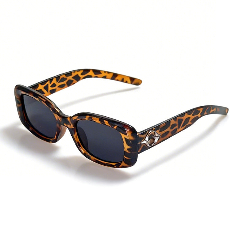 Vintage-inspirierte oversized Sonnenbrille Karnz