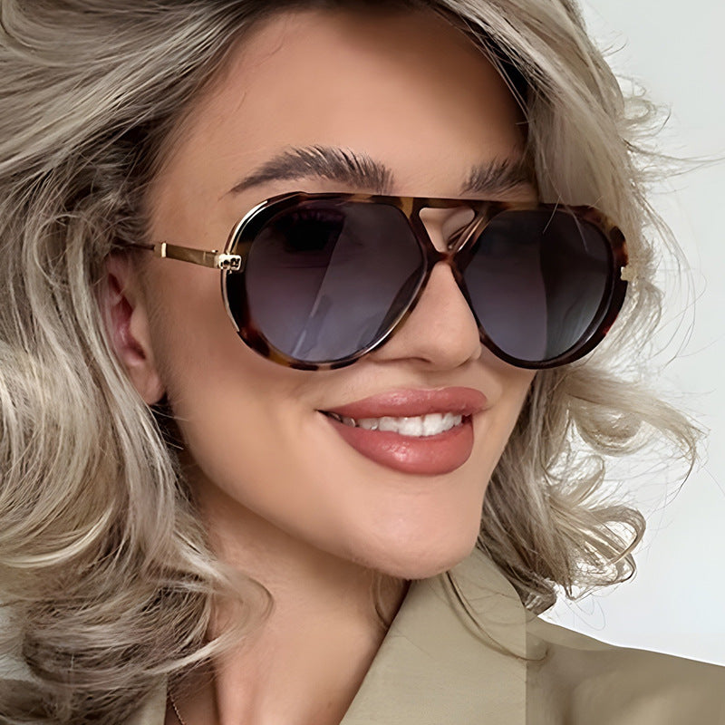 Damen modische Sonnenbrille im eleganten Pilotenstil Karnz