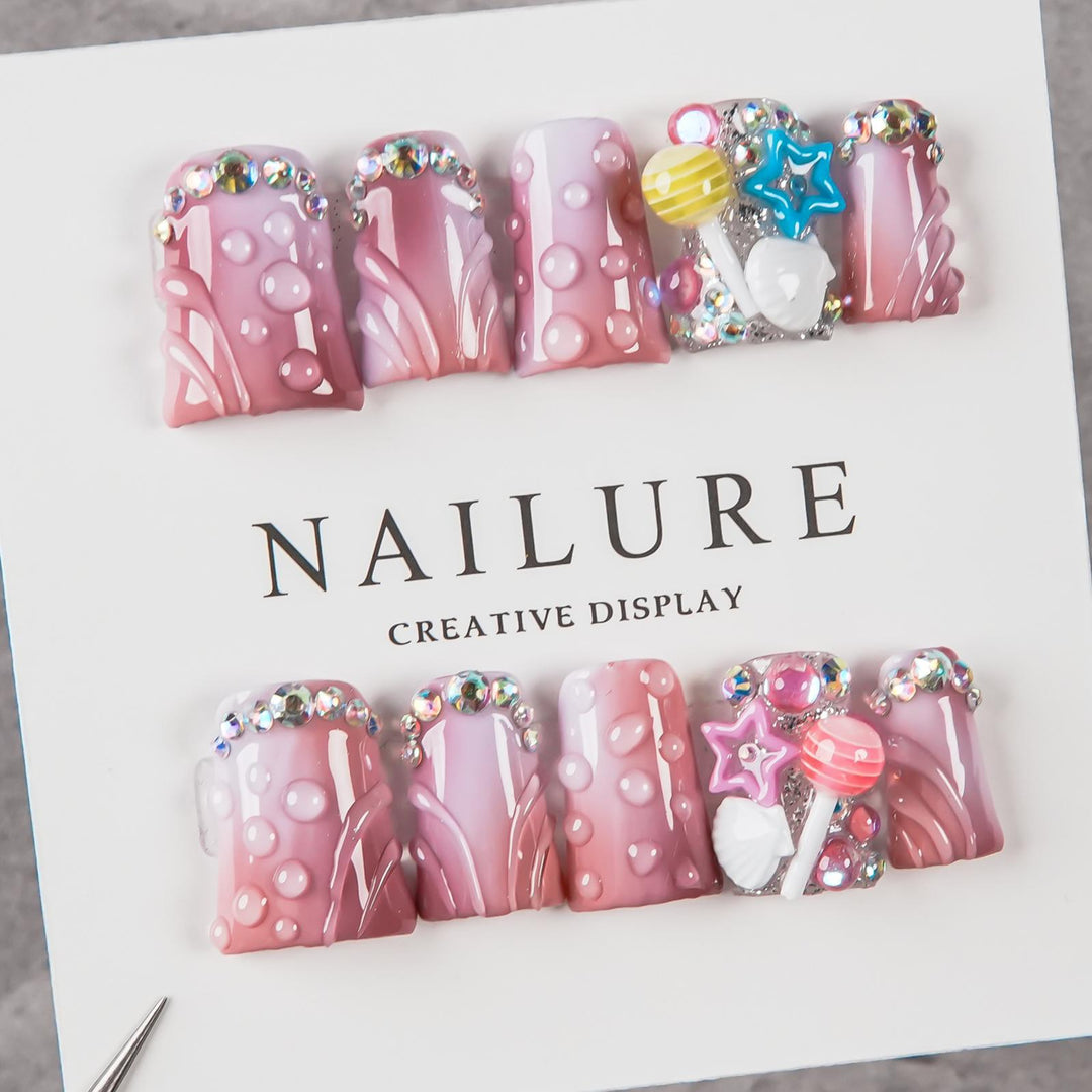Dekoratives Fantasy-Themen Press-On Nagelset
