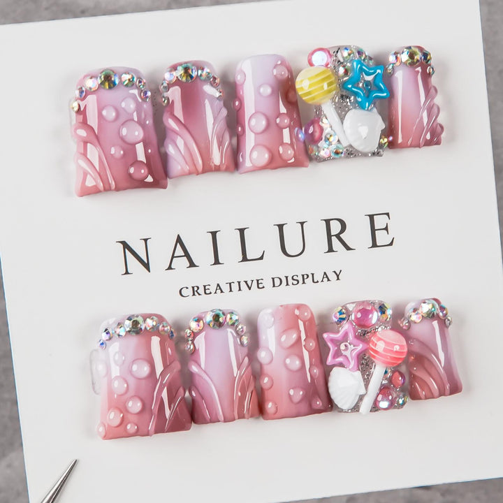 Dekoratives Fantasy-Themen Press-On Nagelset