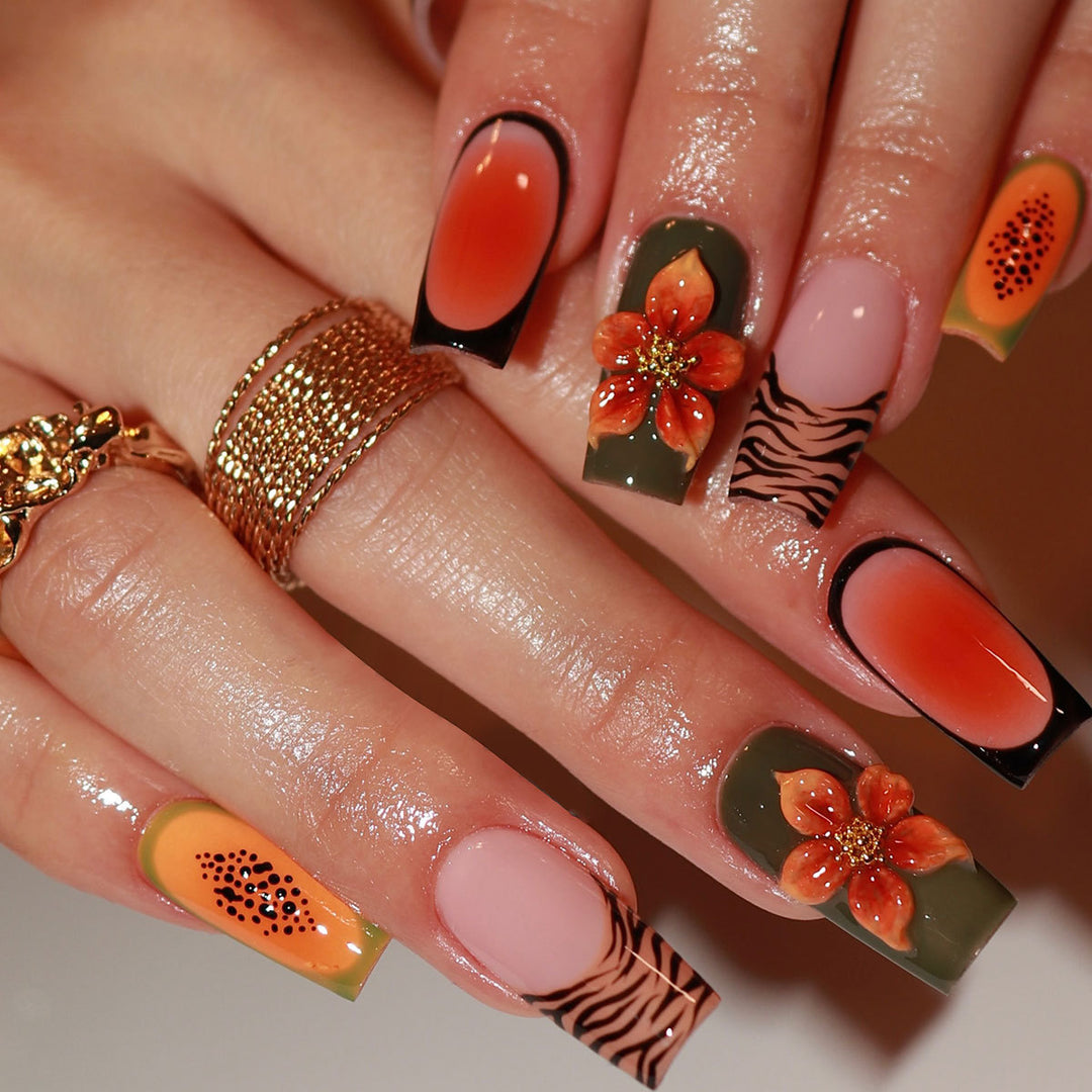 3D Floral und gemusterte Acryl-Nail Art Verlängerungen Karnz