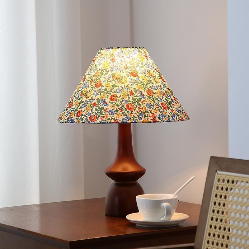 Dekorative Stoffschirm Tischlampe