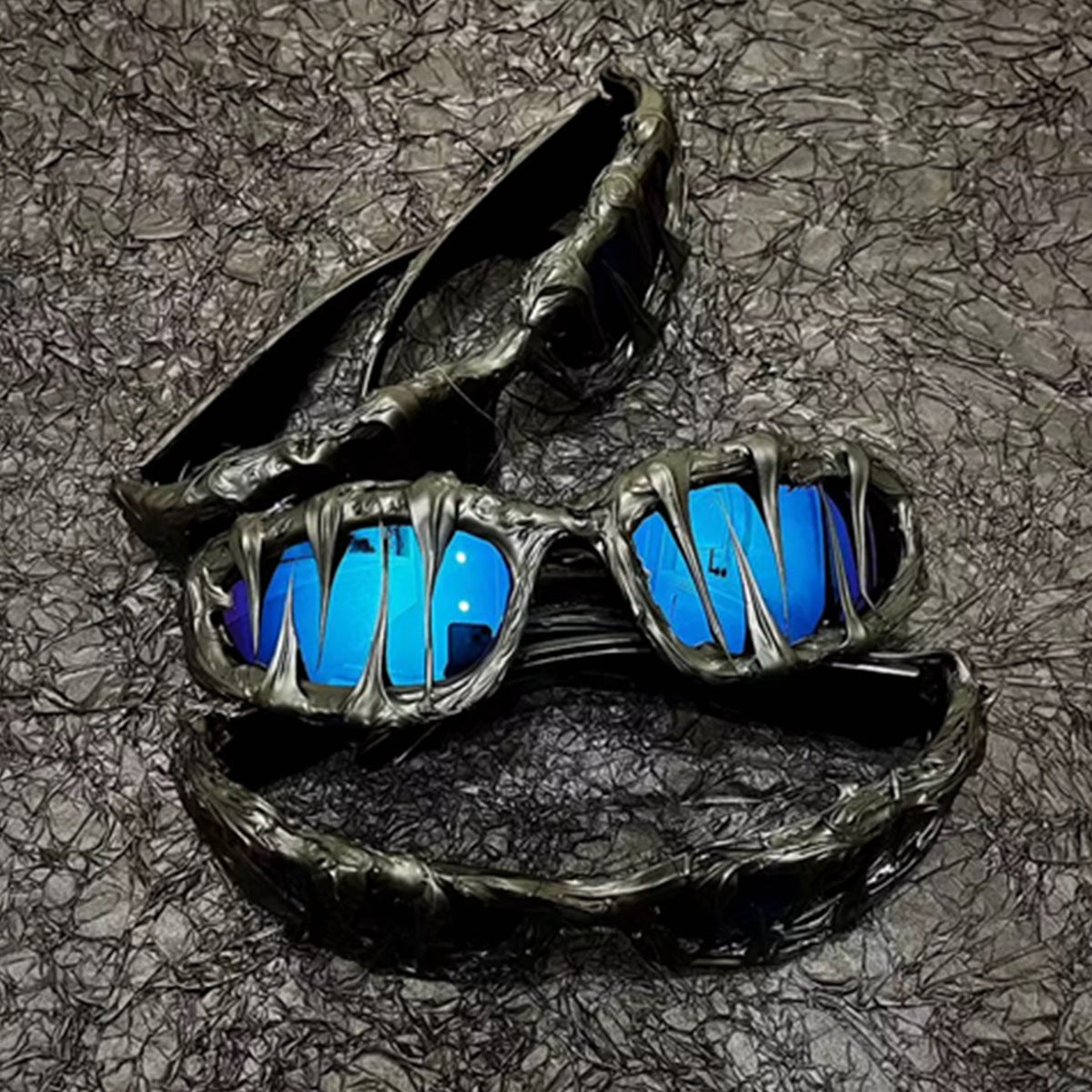 Damen Sport-Sonnenbrille mit innovativem Monster-Design Karnz