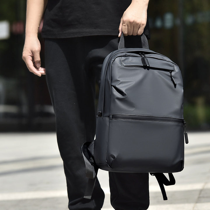 Schlanker urbaner leichter Rucksack Karnz