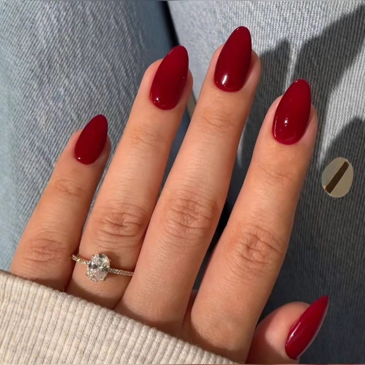 Glamouröse Nageldesigns Karnz