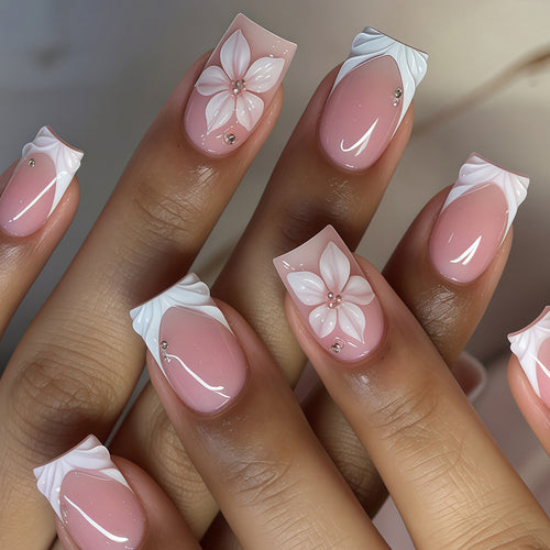 Florale Akzent Press-On Nagelkunst Set Karnz
