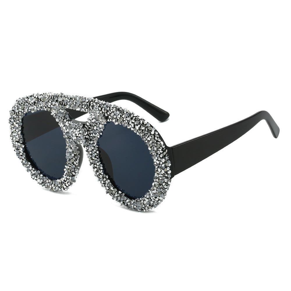 Damen modische Sonnenbrille mit glamourösem Strassrahmen Karnz