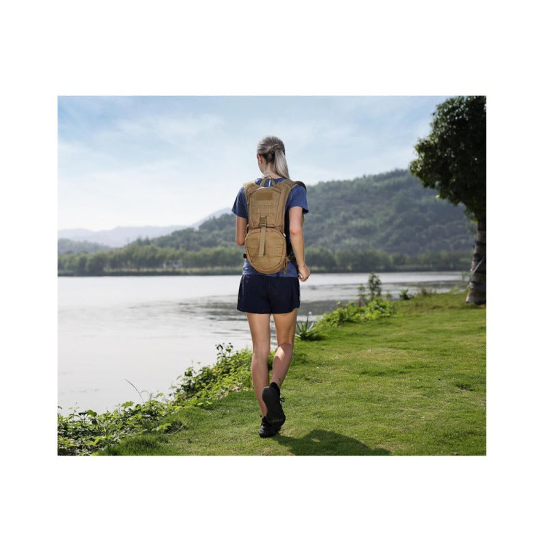Tactical Rucksack mit Trinksystem Karnz