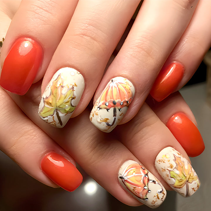 Künstlerische Nagelkunst Karnz