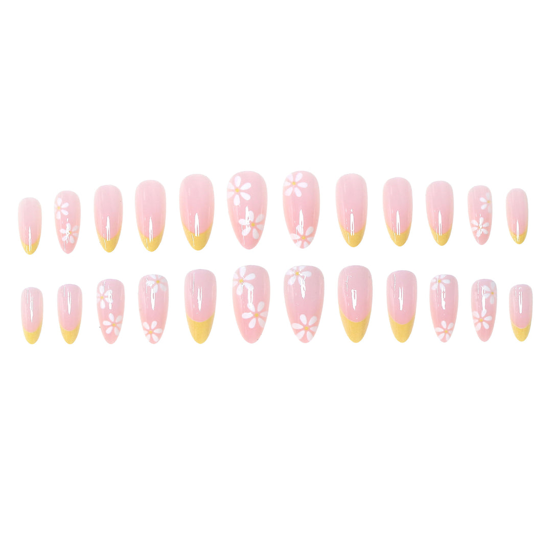 Elegante florale Nagelkunst