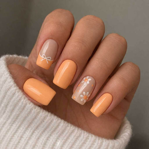 Kreatives Floral Nail Art Set